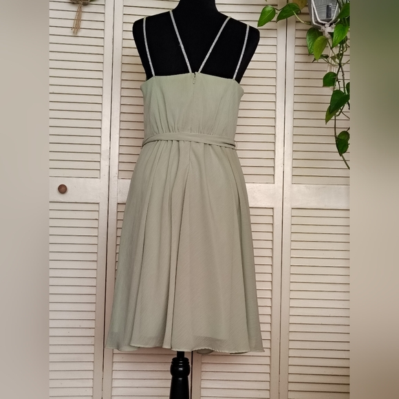 David's Bridal Light Mint Green Pleated Midi Dress Size 10 – Like New - Picture 3 of 13